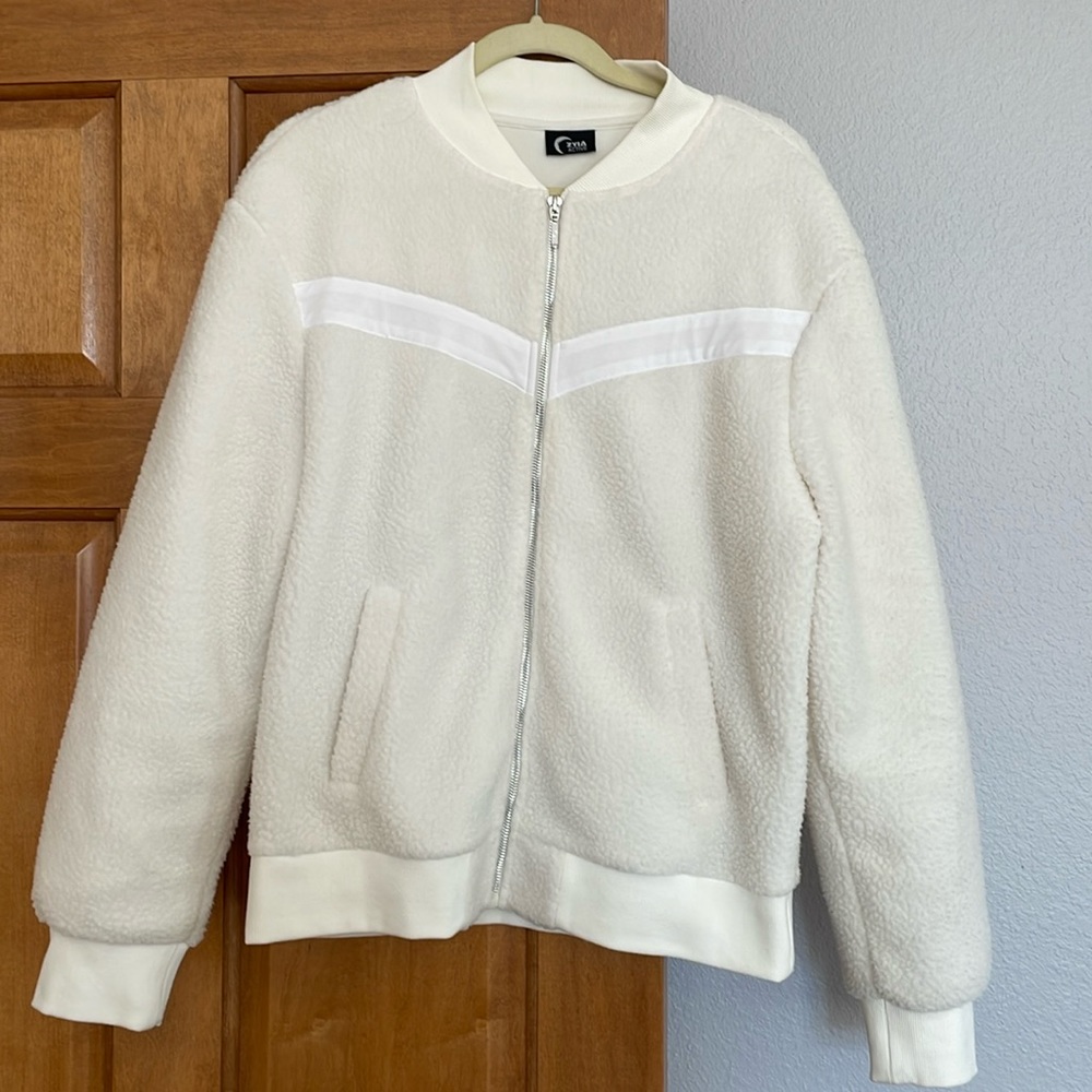 Zyia fleece zipped jacket, women’s large